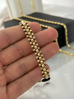 Manilla con balin liso 4mm y diamtando italy 3mm, tejido tres carriles