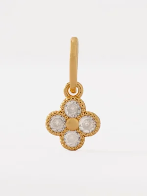 D Clover Motif